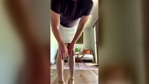 SissyMiles online show from May 14, 9:46 pm