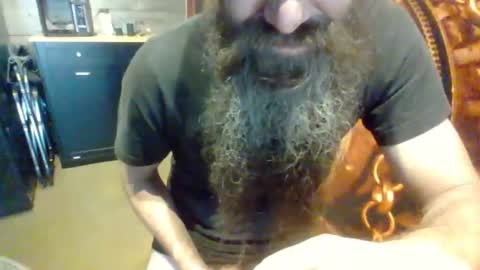 sitonmybeardxxx online show from July 8, 12:25 am