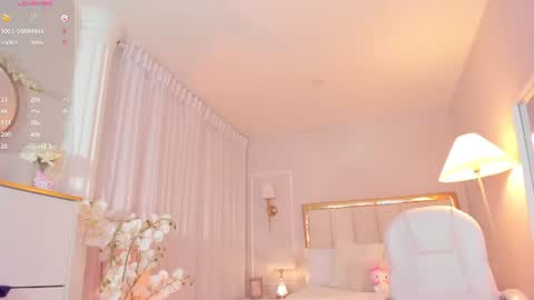 Leah  online show from July 3, 3:33 am