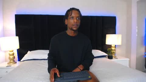 SKYLERBIGXXX online show from June 18, 9:14 am