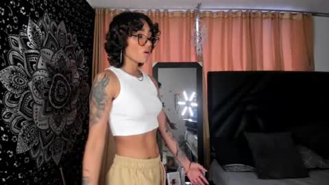 slutty_venus7 online show from July 20, 10:22 pm
