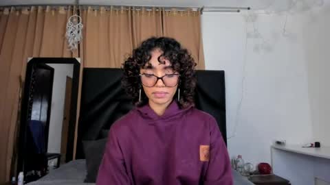 slutty_venus7 online show from July 5, 2:04 am