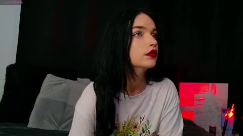 snow white 19 online show from June 2, 11:56 am
