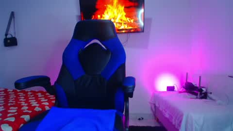 sooe online show from August 3, 4:03 am