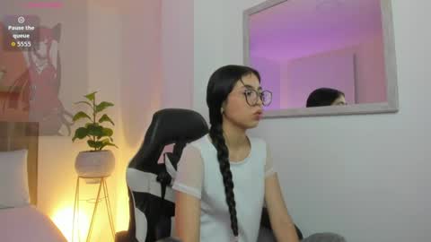 S O F I  online show from June 27, 6:58 pm