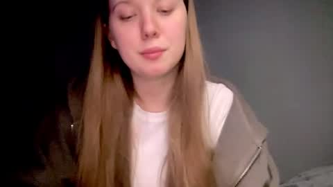 sofimayer online show from June 24, 10:06 pm