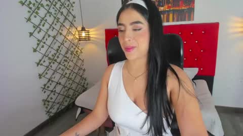 sofy_muller_ online show from May 14, 7:39 am