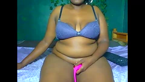 Solly bunny online show from May 27, 2:03 pm