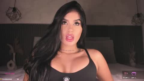Sophi online show from June 25, 1:05 pm