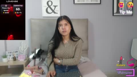Sophia Bedford online show from May 13, 6:17 pm