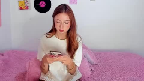 Sophie online show from June 5, 6:52 am