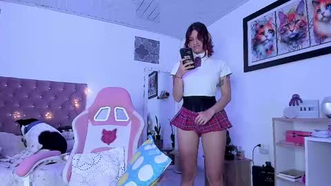 sophie doll online show from May 5, 4:19 am