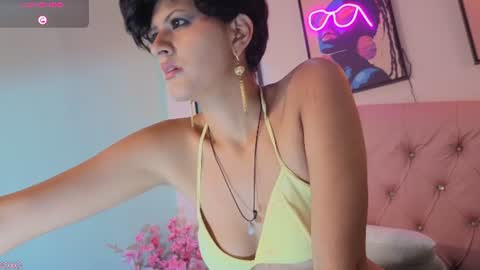 sophie_mcgreen online show from June 17, 8:14 pm