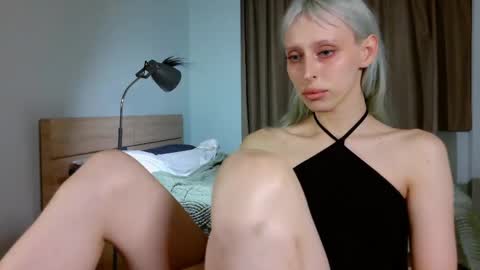 sora999999999 online show from June 2, 9:06 pm