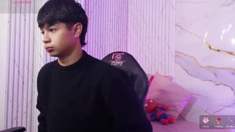 spark_tay online show from May 13, 2:32 am