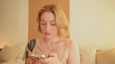 Kristina online show from June 8, 1:12 pm