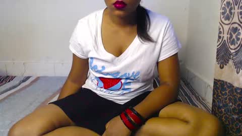 StarryWhispers online show from June 22, 10:44 am