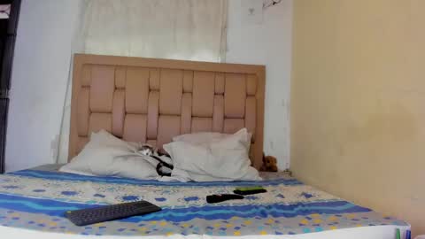 Stepcouple   online show from May 25, 8:37 pm
