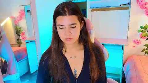 Emma online show from July 10, 2:05 am