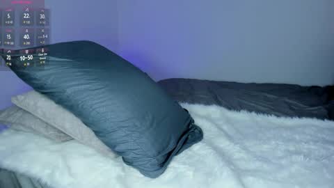 stephie_martinez online show from May 13, 12:48 pm