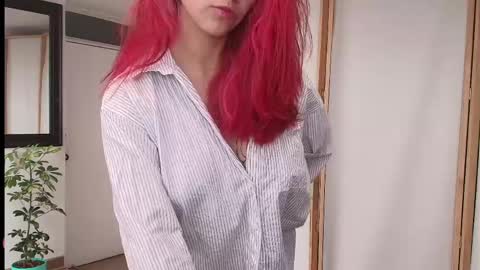 Zoe online show from May 25, 7:42 pm