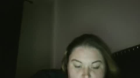 summerwaterfall online show from May 31, 11:28 pm