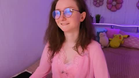 Alice online show from May 7, 2:02 pm
