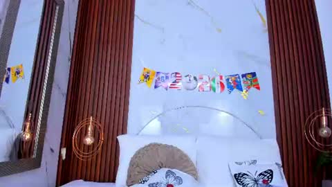Susy online show from July 12, 5:21 am