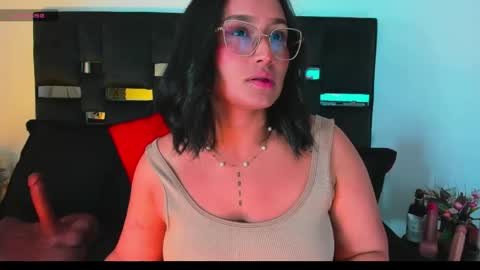 Sussy Sunny online show from May 11, 4:08 am