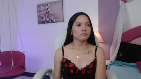 Susy  online show from May 12, 7:45 pm