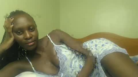 Petite Queen online show from January 24, 6:56 pm