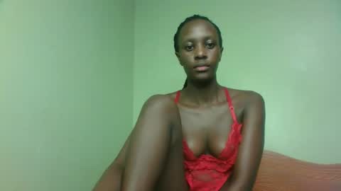 Petite Queen online show from February 1, 9:43 am