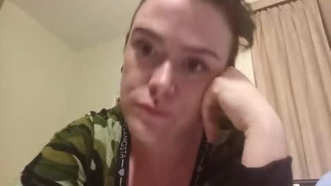 sweet_an_salty online show from June 19, 3:34 am