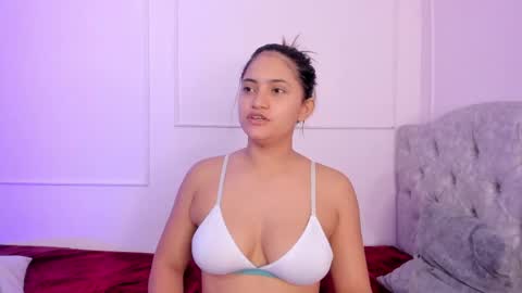 Asheley online show from May 12, 9:02 pm