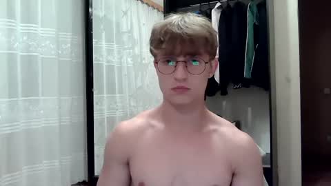 Sweet boy06 online show from July 11, 9:18 pm