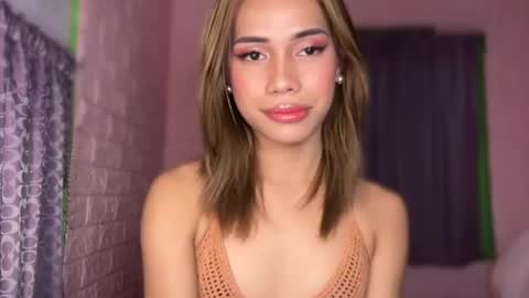 sweet_nikki03 online show from July 9, 9:57 am