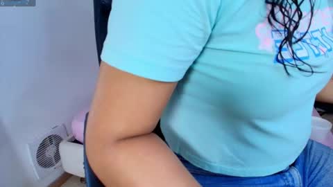 Yeileen online show from July 18, 9:28 pm