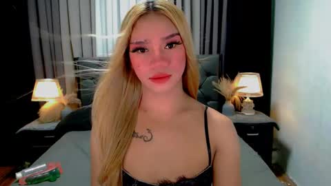 bea takashi  online show from May 11, 10:55 am