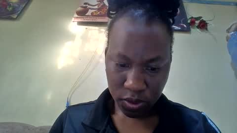 sweetdiva2012 online show from May 24, 4:20 am