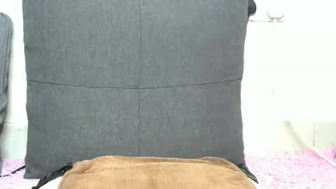 sweetheidey online show from May 15, 8:38 pm