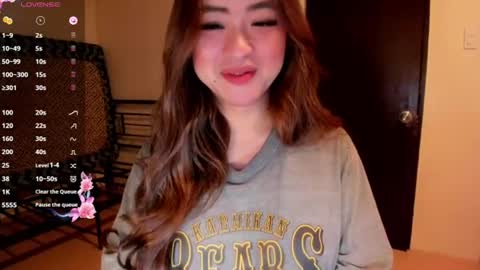 Zoe online show from June 19, 5:08 pm