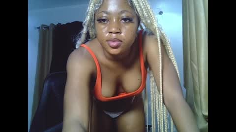 sweetmila9 online show from May 31, 7:07 am