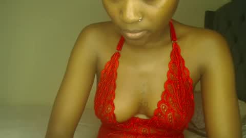 Sweetsinxx1 online show from July 1, 6:05 pm