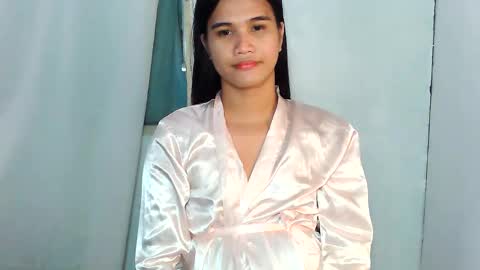 Rhea online show from May 22, 5:42 pm