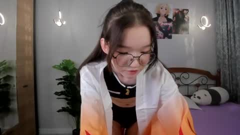 Yuki online show from July 2, 1:16 pm