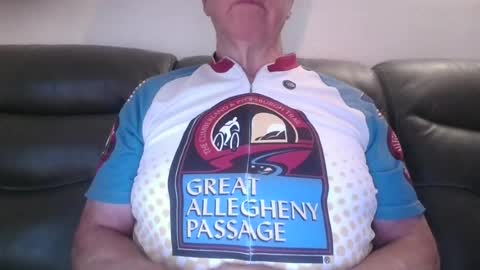 tacrunner66_ online show from July 3, 1:49 pm