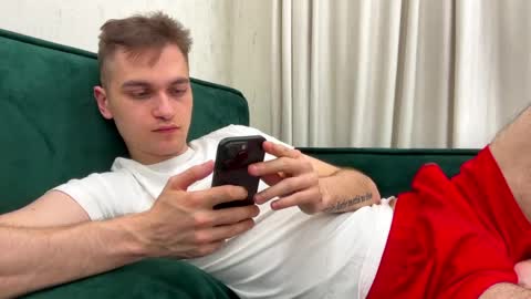 tai_fun online show from May 22, 9:43 pm