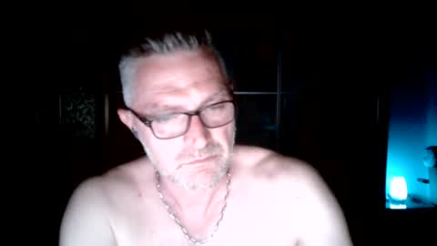 tallguyin online show from June 21, 12:06 am