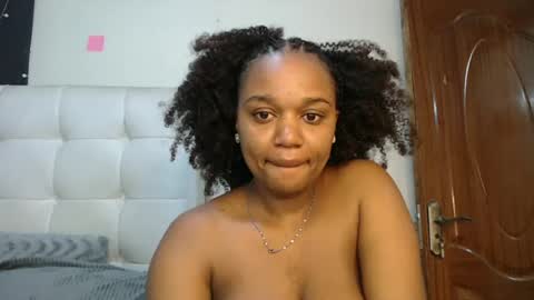 tania online show from July 5, 10:17 pm