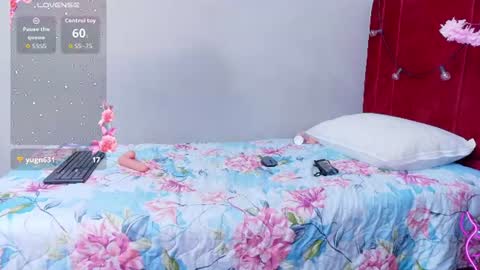 tastydarkchocolatee online show from July 10, 2:44 pm